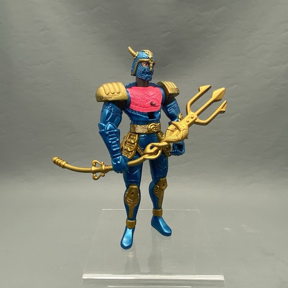 Mystic Knights of Tir Na Nog Ivar Water 5" Action Figure Bandai 1998
